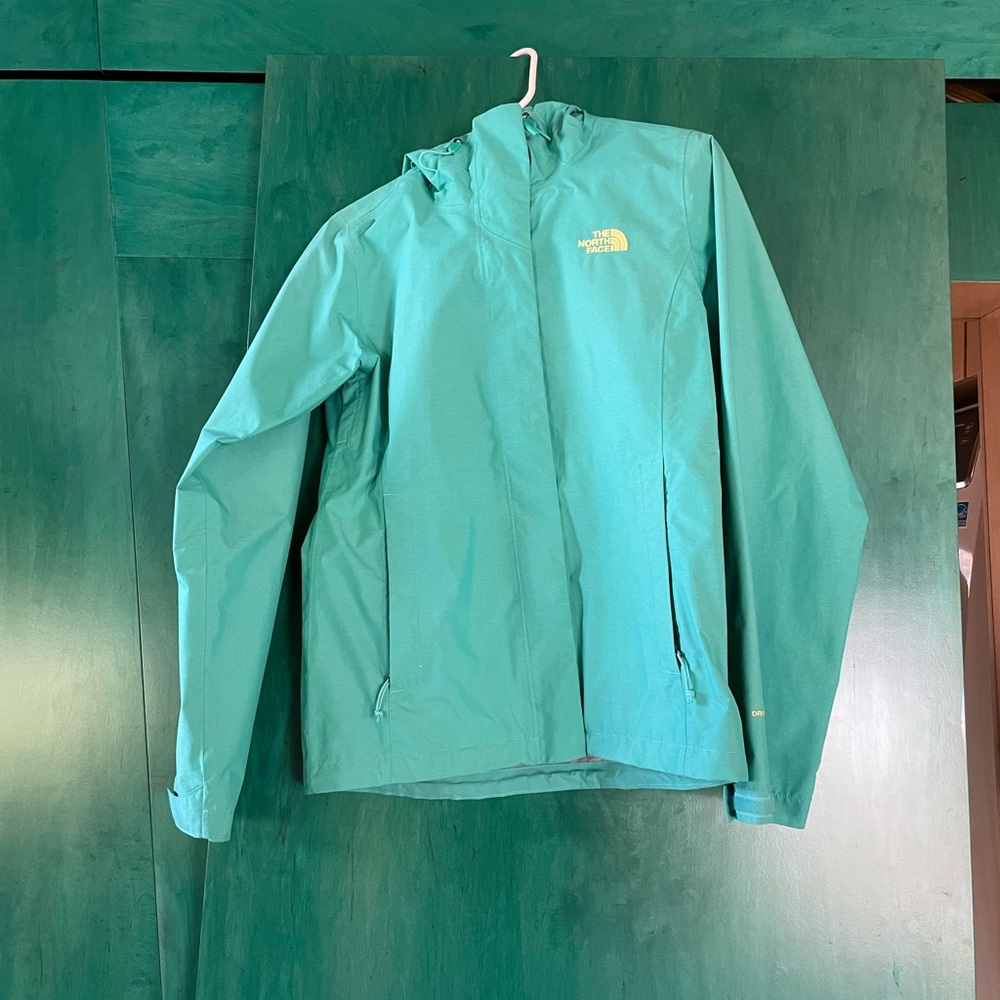 NorthFace women’s rain jacket! Great condition! X-small